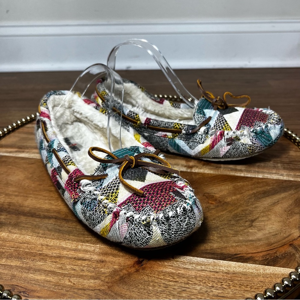 Minnetonka Aztec Print Lined Slipper Sz 11